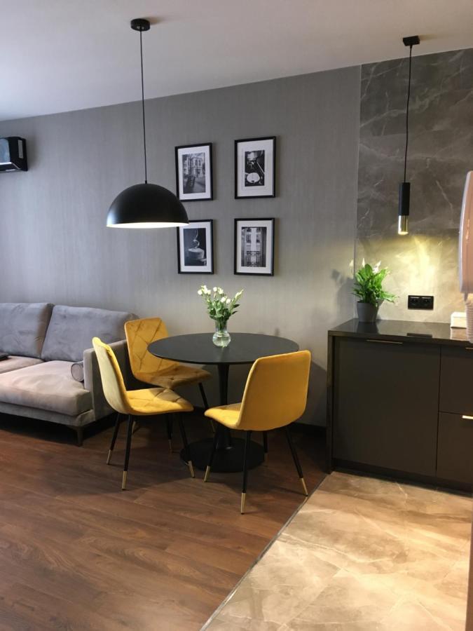Noche Apartamenty Premium Бяла-Подляска Экстерьер фото