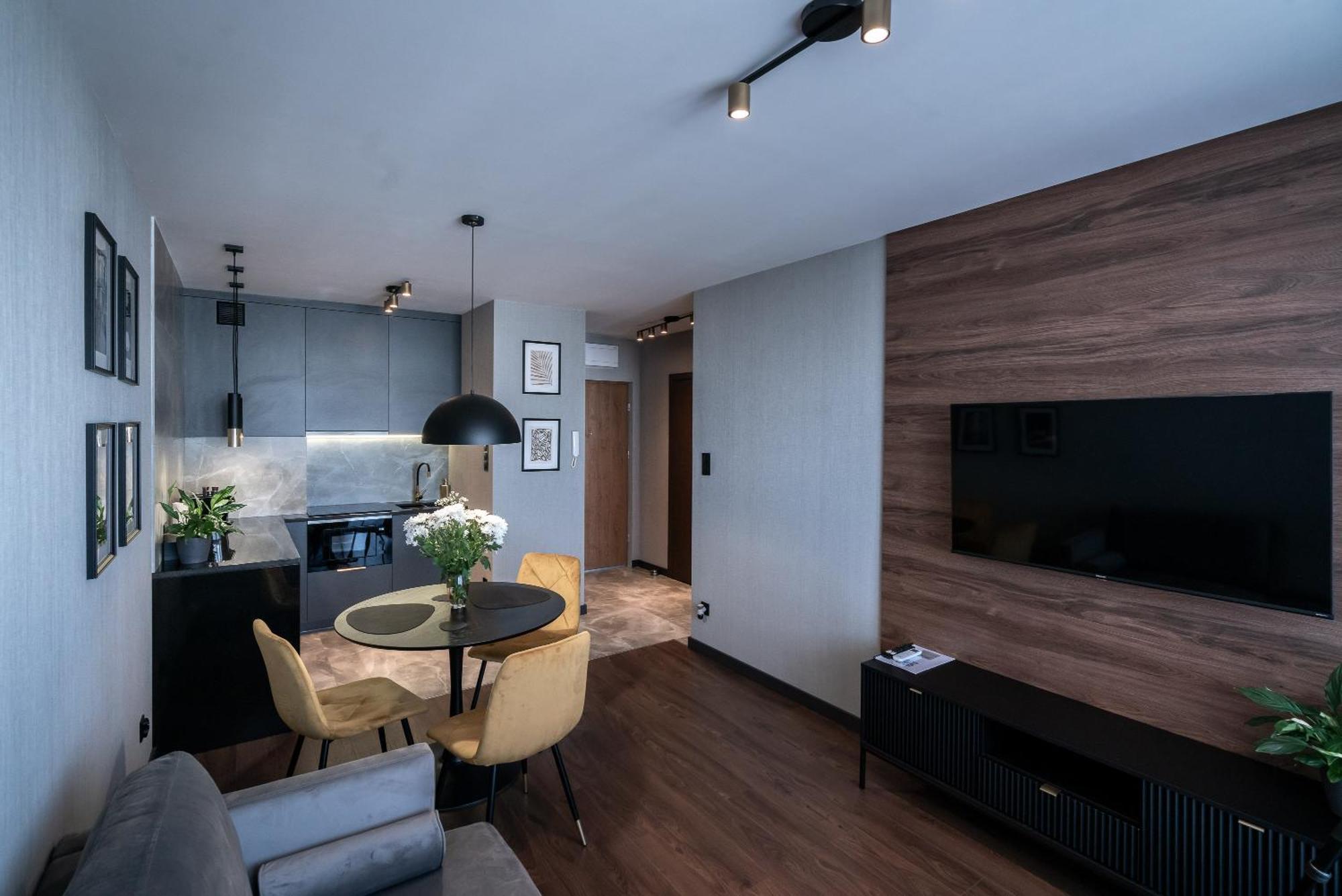 Noche Apartamenty Premium Бяла-Подляска Экстерьер фото